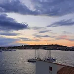 Апартаменти 46 Ile Paradise Vue Port *